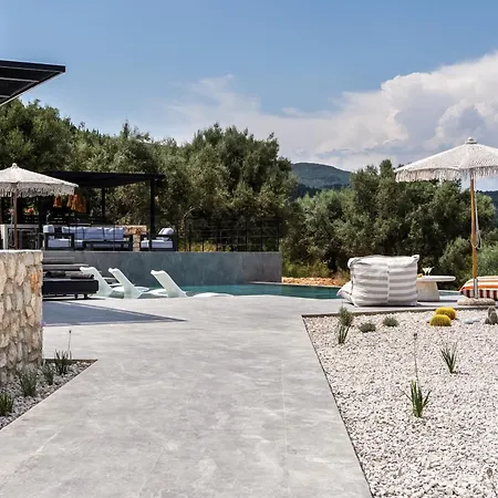 Aluma Exclusive Villa Nikiana