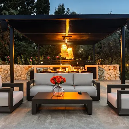 Aluma Exclusive Villa *
