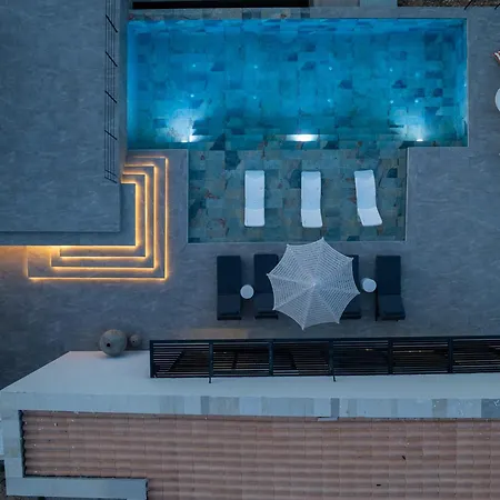 Aluma Exclusive Villa *